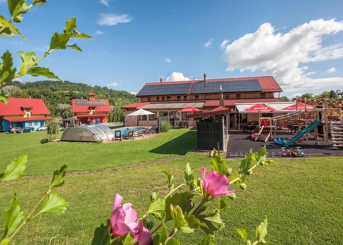 Wellness & Restaurant U Fandy فندق